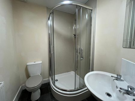2 bedroom flat to rent - Photo 5