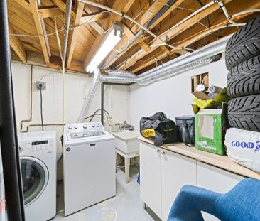 For Lease - 6 Corbett Crescent, Aurora, Ontario - Photo 1