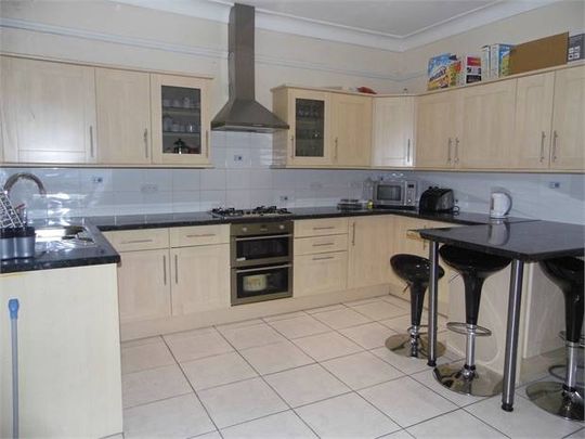 chinbrook road, london - Photo 1