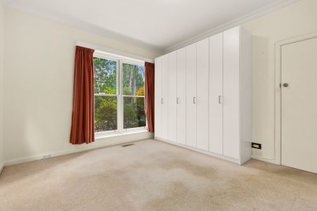 23 Fuchsia Street, Blackburn - Photo 2
