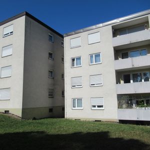 Nur mit Wohnberechtigungsschein mind. 3 Personen - 3-Zimmerwohnung mit Balkon in Schramberg-Sulgen - Photo 2