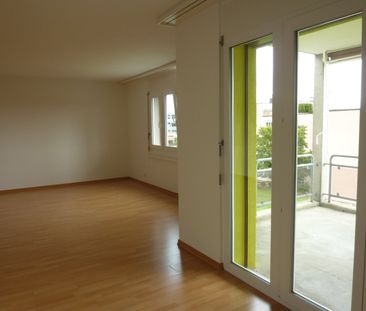 "Helle Wohnung mit tollem Balkon" - Photo 2