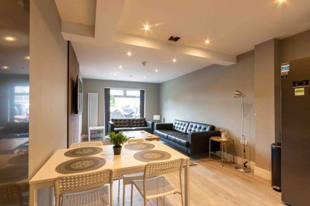 10 bedroom flat share to rent - Photo 3