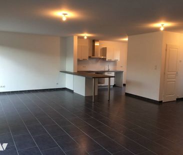 Maison F4 contemporaine - BOIS GUILLAUME - Photo 3