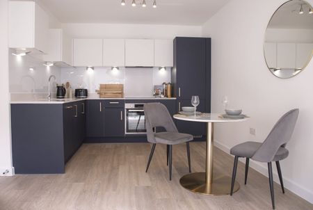 1 bedroom apartment to rent - Photo 2