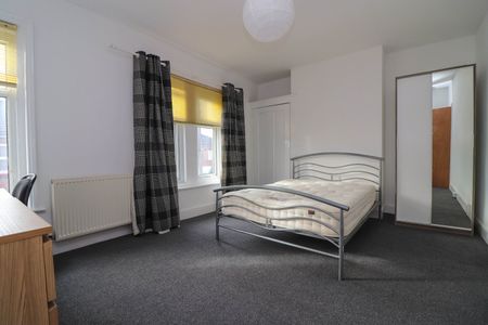 4 bedroom house to rent - Photo 5