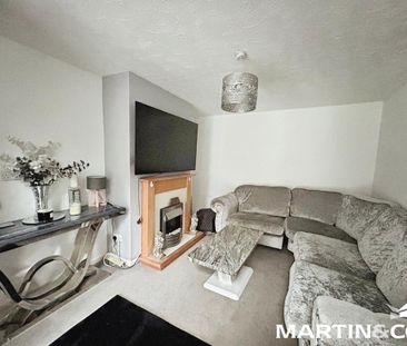 3 bedroom detached bungalow to rent - Photo 1