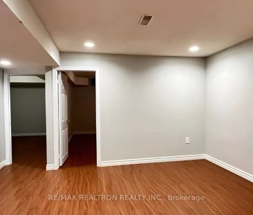 27 Sophia Road #Bsmnt - Photo 4