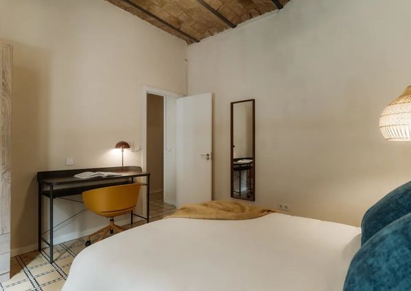 Carrer de Gombau, Barcelona, Catalonia 08003