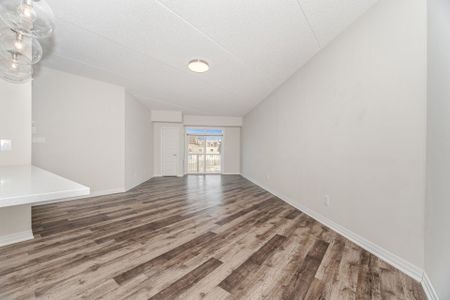 For Lease - 610 Farmstead Drive Unit# 320, Milton, Ontario - Photo 4