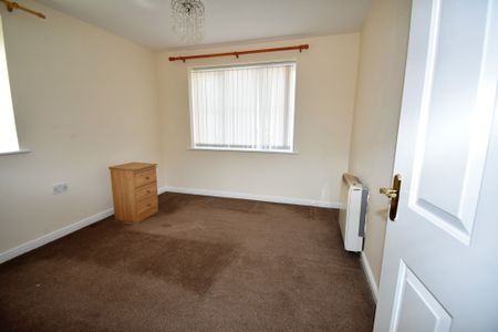 Porterfield Drive, Tyldesley, M29 - Photo 5