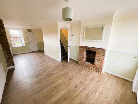 3 bedroom terraced house to rent - Photo 2