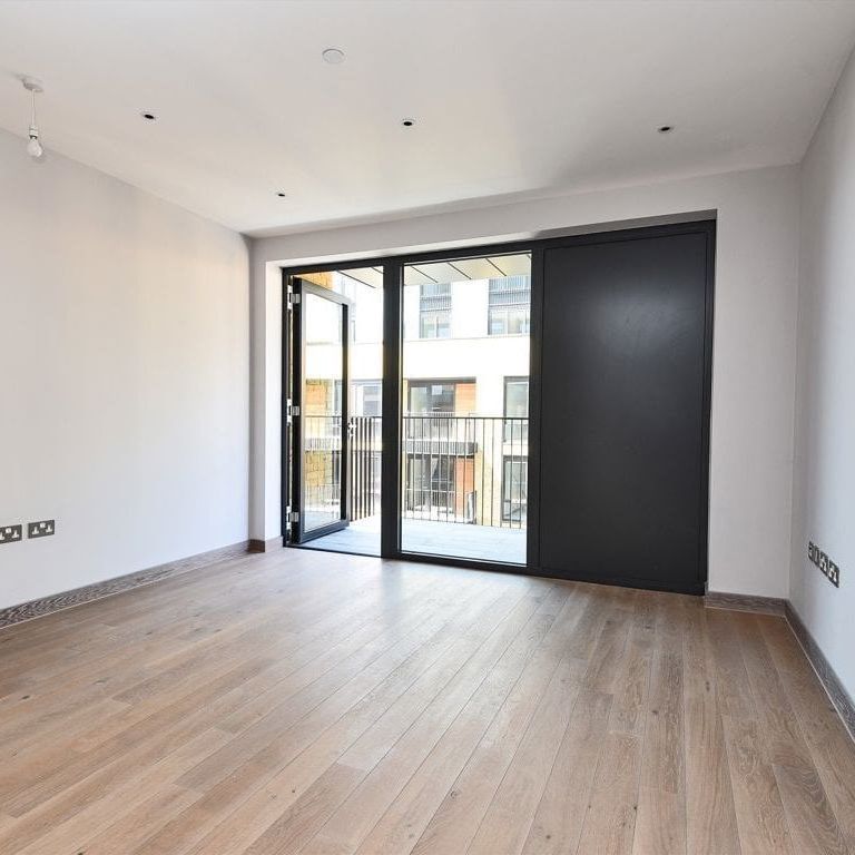 Bellwether Lane, SW18 1UE, London - Photo 1