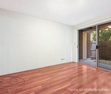 Open Plan, Perfect Location - Photo 4