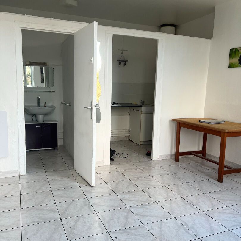 Appartement T1 Saintes à louer - Photo 1