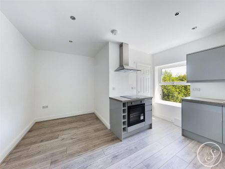 Studio to rent - Photo 5