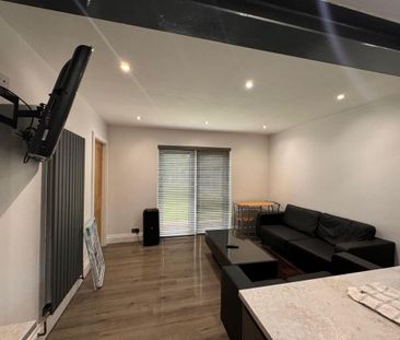 29 Mayfield Drive - Detached with Huge GardenLoughborough - Photo 1