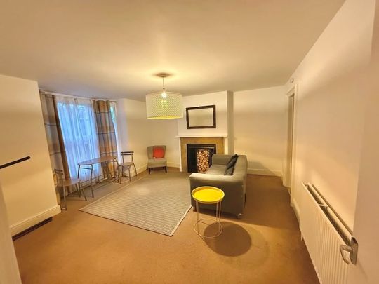 1 Bed Flat, South Street, RG1 - Photo 1