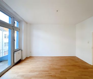 KREFELD-STADTMITTE: SCHÖNE 3-ZIMMER WOHNUNG ZU MIETEN! - Photo 1