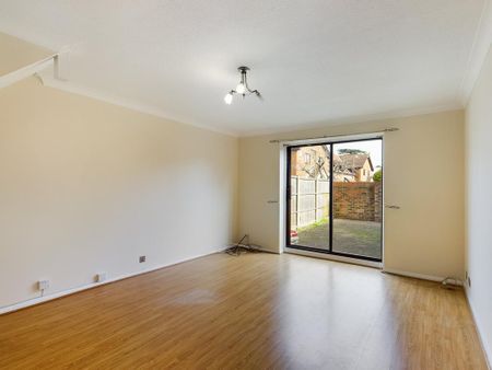 2 bedroom terraced house to rent - Photo 3