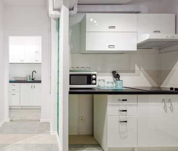 Warszawa, Praga-Południe, Kobielska - Photo 4