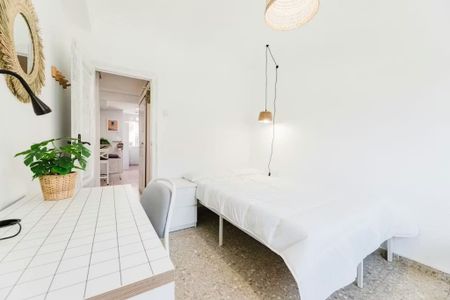 Carrer del Teide, Valencia, Valencian Community 46011 - Foto 2