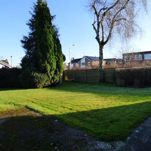 6 bedroom detached house to rent - Photo 1