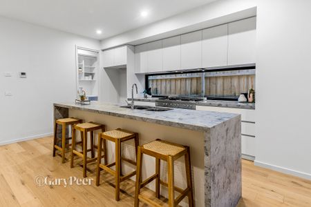 5A Virginia Ct, Caulfield South VIC 3162 - Townhouse For Rent | Domain - Photo 4