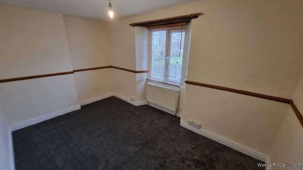 3 bedroom property to rent in Crewkerne - Photo 1