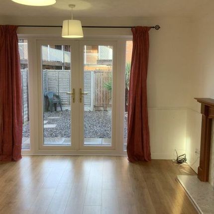 2 bedroom Terraced house to rent in Off Barrs Court Road HR1 - Photo 1