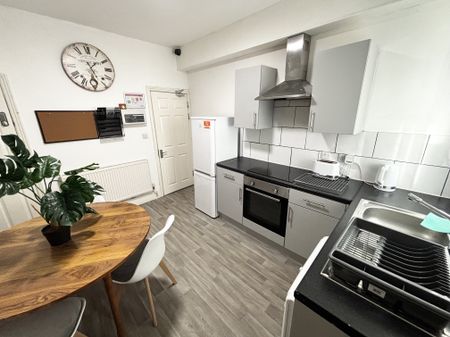 Vickers Road, Sheffield - Photo 5