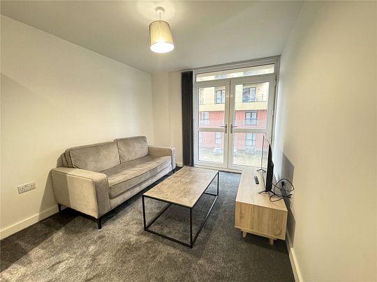 1 bedroom Flat To Rent - Photo 1