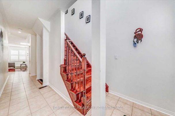 For Lease - 56 Jackson Eli Main Floor Way, Markham, Ontario - Photo 1
