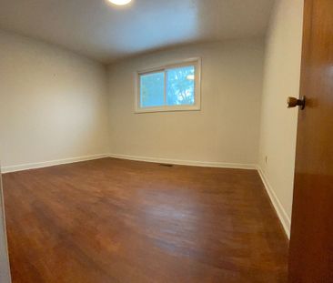 For Lease - 166 Roywood Drive, Toronto, Ontario - Photo 5