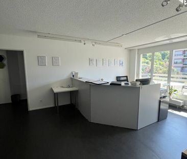 Grosszügige Wohnung an zentraler Lage - Photo 4