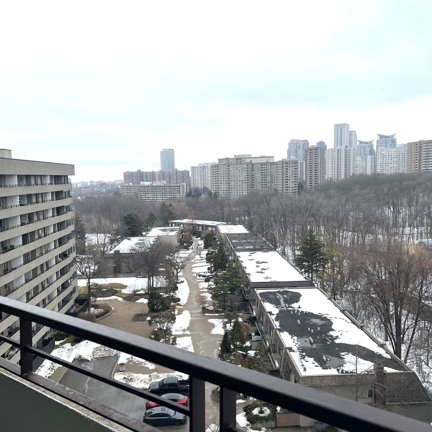 For Lease - 1320 Mississauga Valley Boulevard Unit# 1016, Mississauga, Ontario - Photo 1