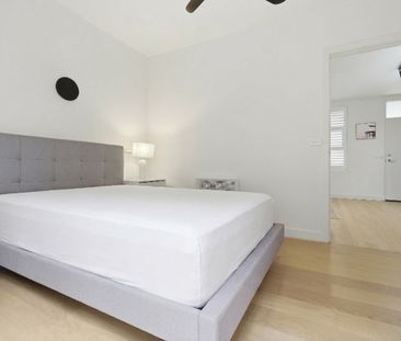 4/14 Austin Avenue ELWOOD - Photo 1