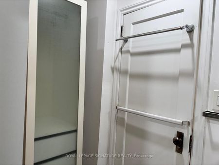 For Lease - 524 Eglinton Avenue, Toronto, Ontario - Photo 3