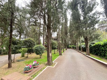 Casa a Roma in Via Cassia 837 "IL CEDRO", Tomba di Nerone - Photo 2