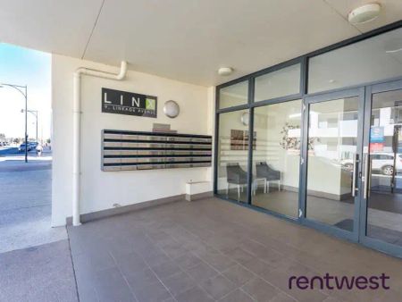 “WELL LOCATED APARTMENT” - Photo 2