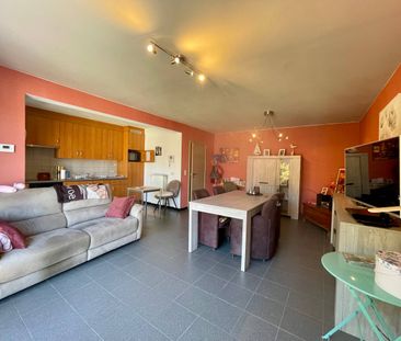 Appartement te huur in Mariakerke met 1 slaapkamer - Photo 2