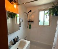 3 1/2 haut de triplex à louer ! - Photo 1