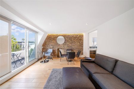 Cornwall Gardens, London, SW7 flat - penthouse to rent - Photo 3