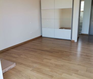 Μονοκατοικία, προς ενοικίαση Παλαιά Φώκαια Κωδικός 993316 - Photo 5