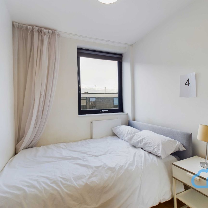 RM4 Eastmead | Farnborough | GU14 7SA - Photo 1