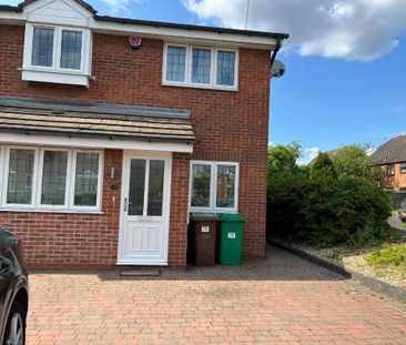 4 bedroom end of terrace house to rent - Photo 5