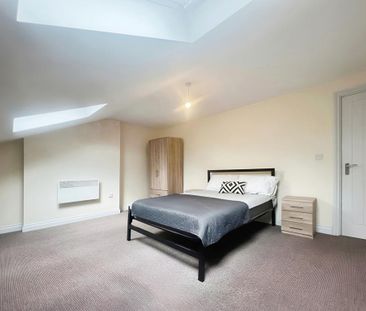 2 bedroom apartment to rent - Photo 2