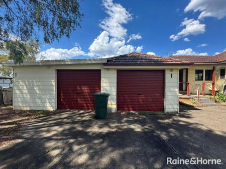 1 Pardalote Street, Ingleburn, NSW 2565 - Photo 4