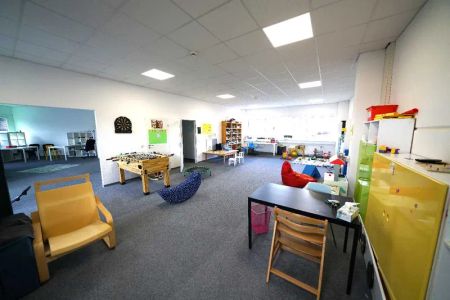 Provisionsfrei: Ca. 212 m² Büro-, Praxis- oder Studiofläche in Rtg.-Lintorf - Photo 5