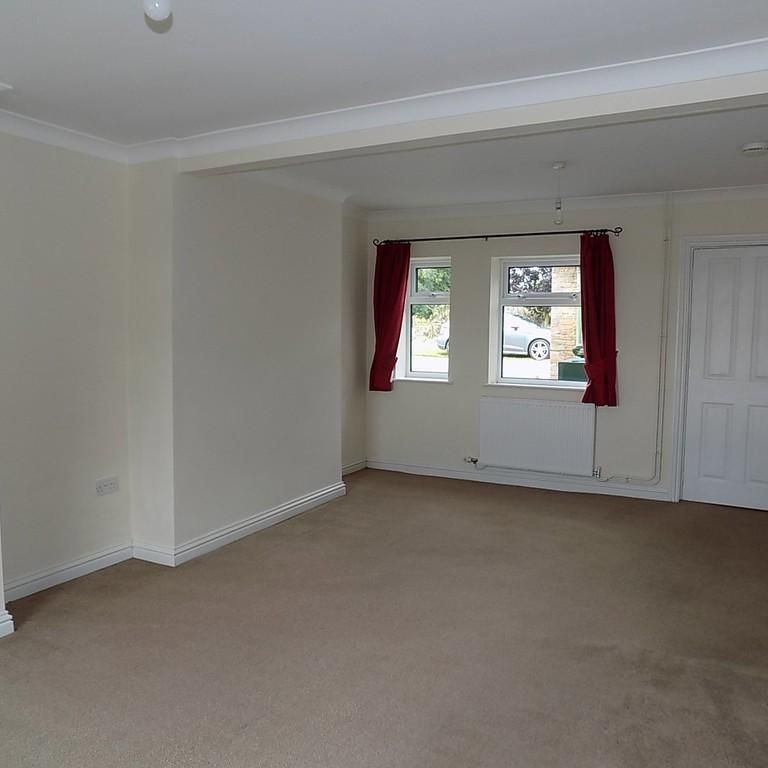 2 bedroom cottage to rent - Photo 1